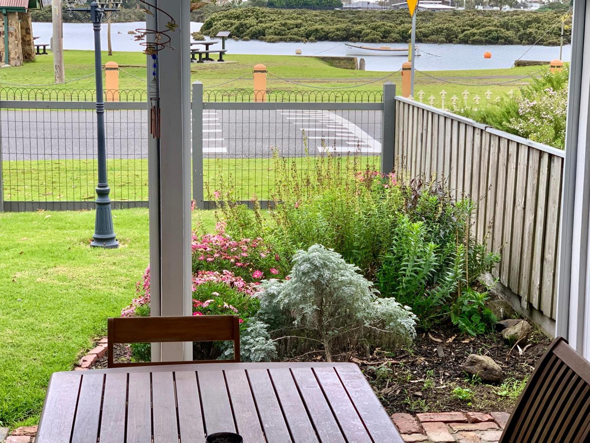 That Seaside Cottage - Fully Equipped Home, 4 Bedrooms On The Foreshore Tooradin Luaran gambar